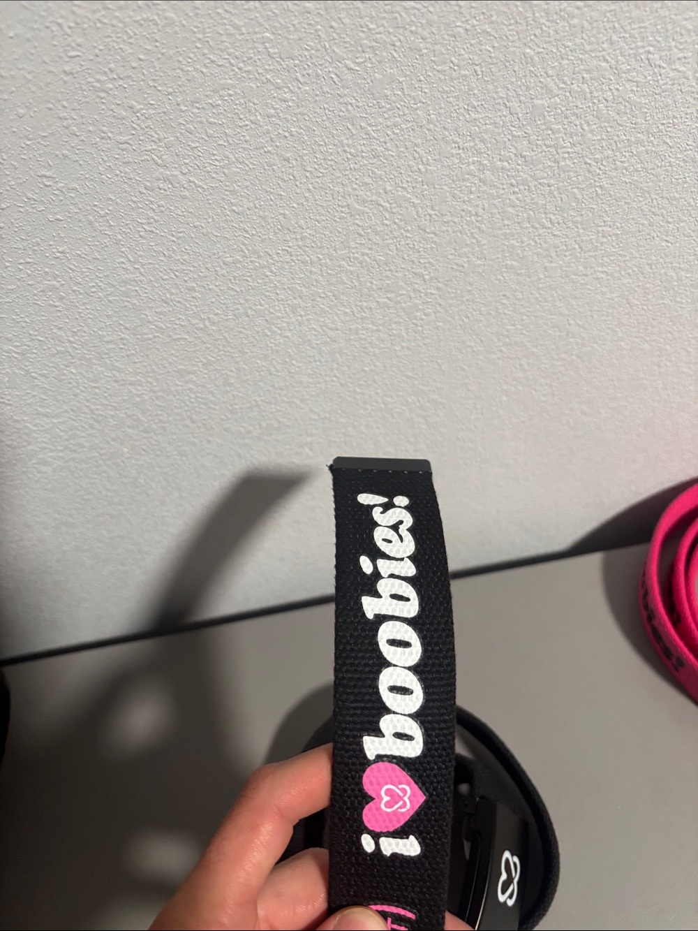 Black and Pink I heart boobies belt brand new - Picture 3 of 5